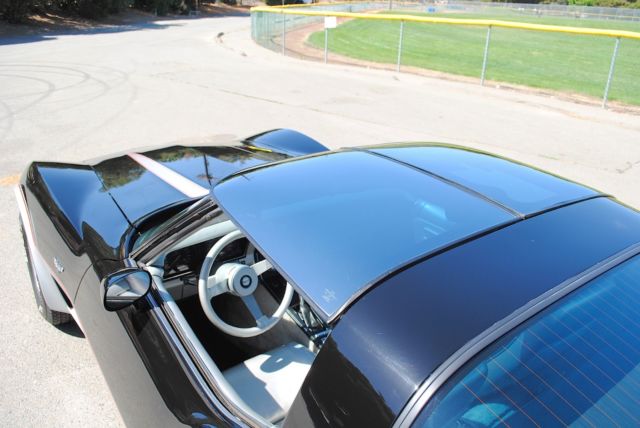 1978 Chevrolet Corvette 25th Anniversary Pace Car Edition - photo 4