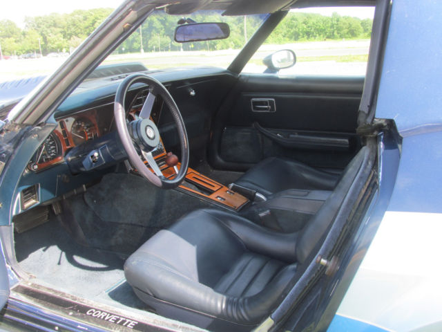 1978 Chevrolet Corvette 25th Anniversary Edition - photo 13