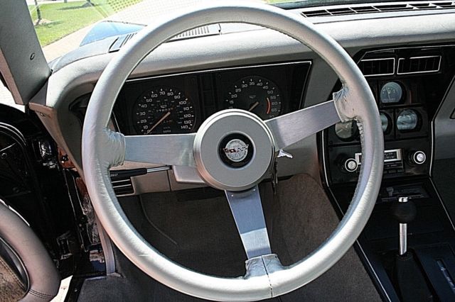 1978 Chevrolet Corvette Indy Pace Car L82 27,000 Miles - photo 13