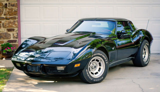 1978 Chevrolet Corvette L82, 4 speed manual. 60K mi. Heavily Optioned 25th Anniv 1978 Chevrolet Corvette L82 4 speed manual