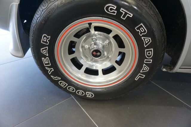 1978 Chevrolet Corvette - photo 13