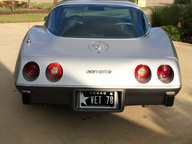 1978 Chevrolet Corvette Silver on Charcoal - photo 2