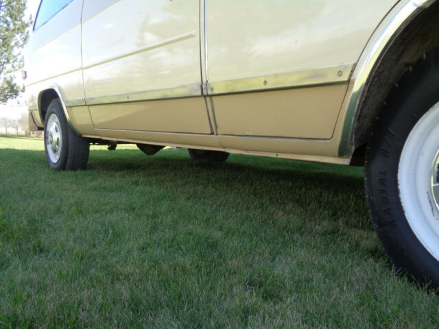1978 Chevrolet G20 Van Beauville - photo 10