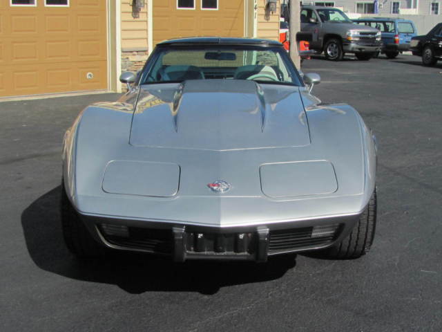 1978 Chevrolet Corvette Silver Anniversary Edition - photo 2