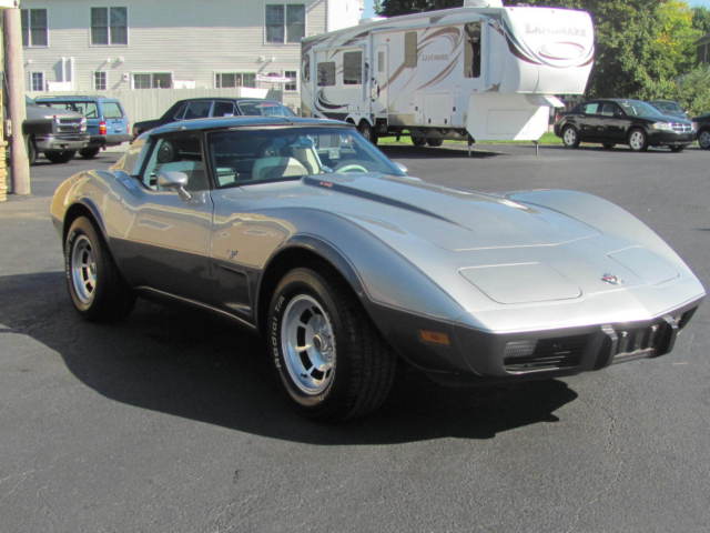 1978 Chevrolet Corvette Silver Anniversary Edition - photo 3