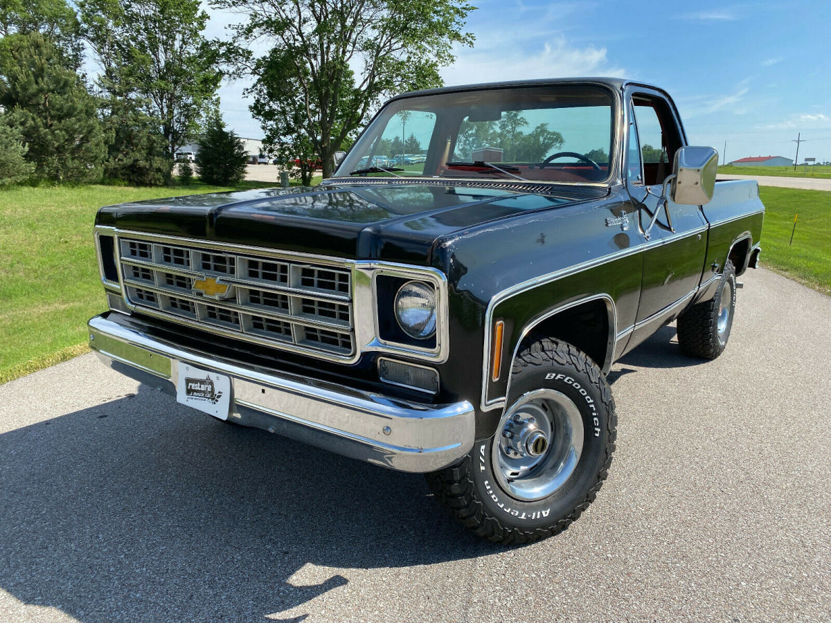 1978 Chevrolet Silverado 1500 , K10 Shortbox 4x4, 400ci - V8, Auto, 58k Miles - photo 4
