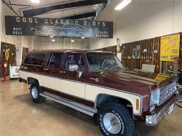 1978 Chevrolet Suburban Scottsdale 4x4 - photo 2
