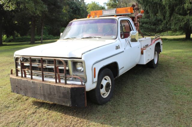 1978 Chevy 1 Ton Truck with Holmes 480 Wrecker 1978 Chevrolet Other