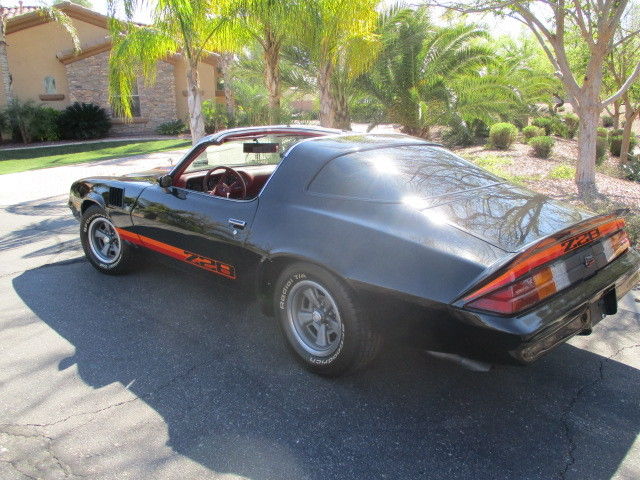 1978 Chevrolet Camaro Z28 factory 4 speed 350 1 of a kind 93k miles - photo 8
