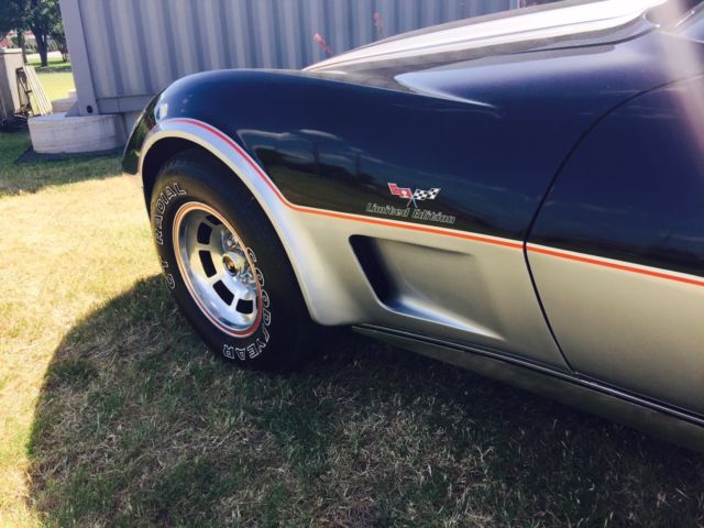 1978 Chevrolet Corvette 25th anniversary L 48 Pace Car - photo 8