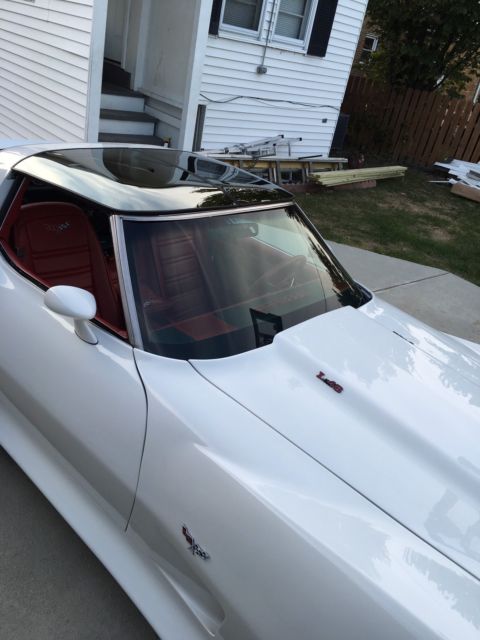 1978 Chevrolet Corvette Brand new pain original classic white - photo 3