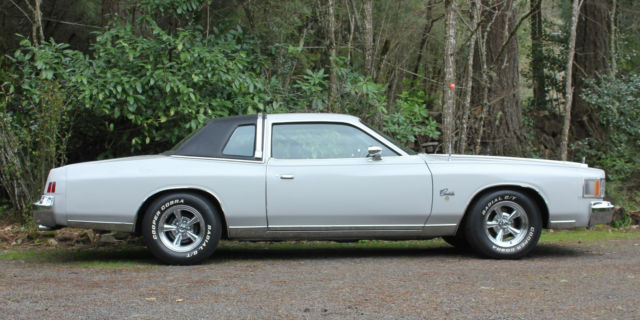 1978 Chrysler Cordoba Crown Coupe - photo 2