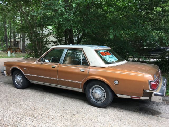 1978 Chrysler LeBaron Base Sedan 4-Door - photo 2