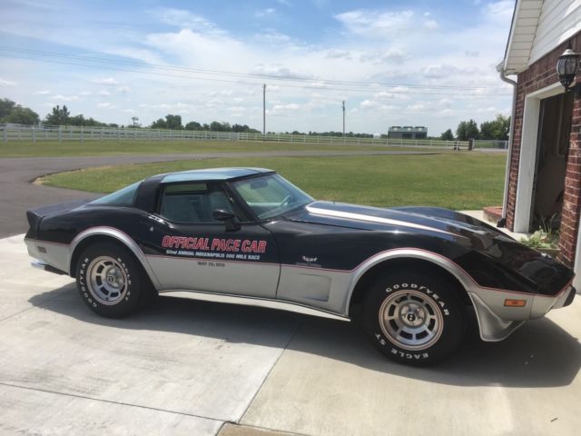 1978 Chevrolet Corvette 25th Anniversary Pacecar - photo 2