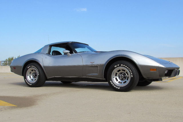 1978 Chevrolet Corvette ANNIVERSARY EDITION - photo 12