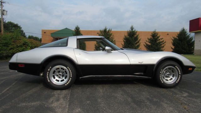 1978 Corvette, Factory Silver Anniversary Vette, Auto, Oyster Interior 1978 Chevrolet Corvette