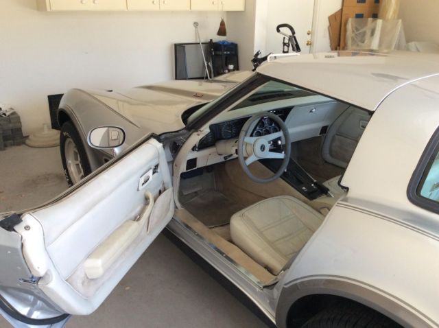 1978 Chevrolet Corvette 25th Anniversary - photo 10
