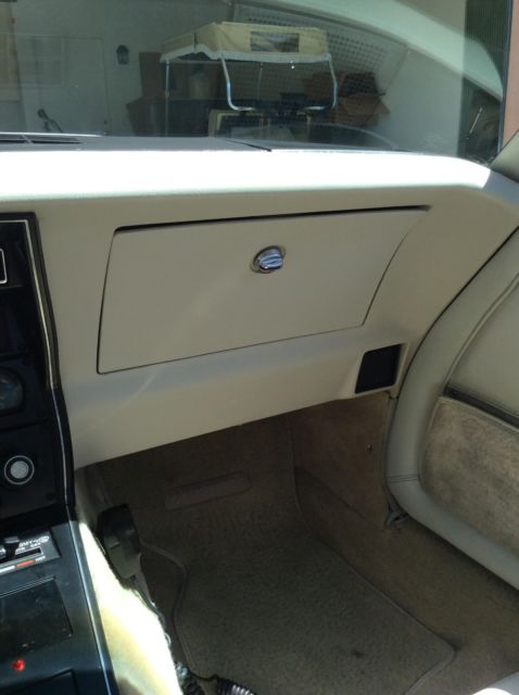 1978 Chevrolet Corvette 25th Anniversary - photo 9