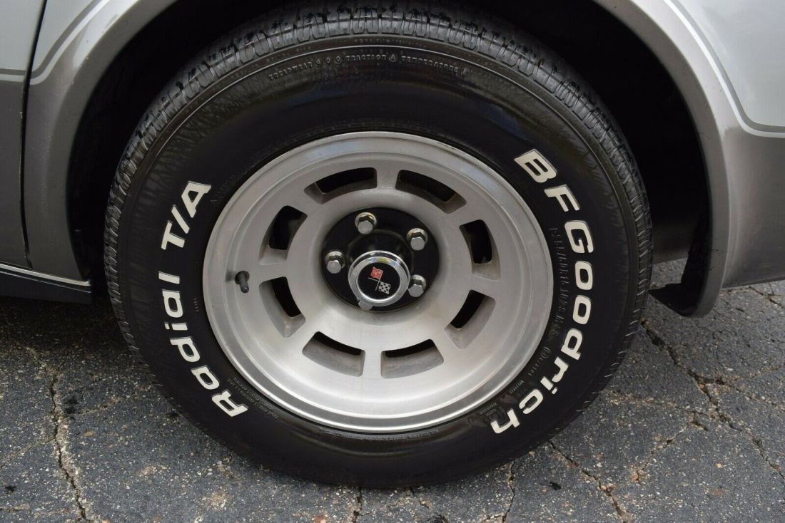1978 Chevrolet Corvette 25TH ANNIVERSARY-EDITION(2 SETS OF T TOPS) - photo 10