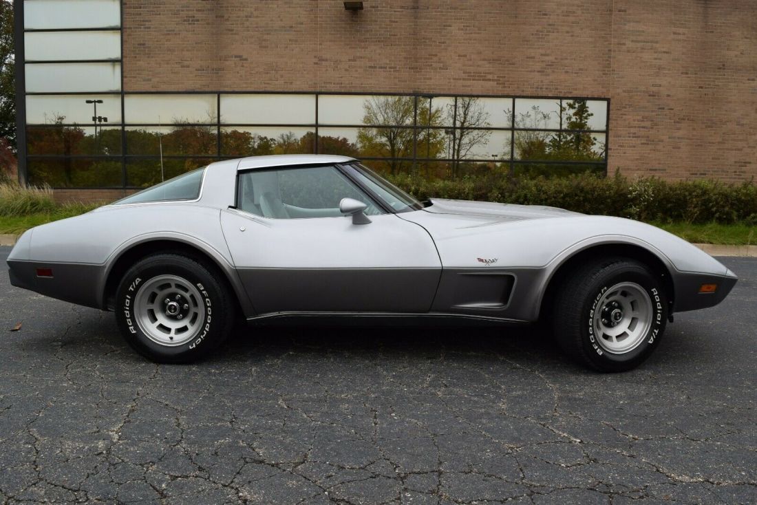 1978 Chevrolet Corvette 25TH ANNIVERSARY-EDITION(2 SETS OF T TOPS) - photo 4