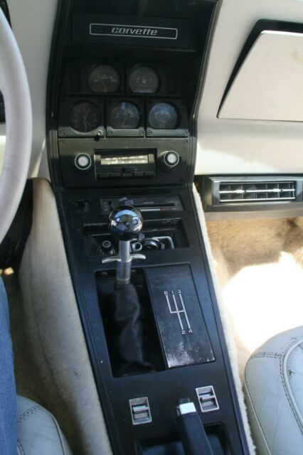 1978 Chevrolet Corvette Silver Anniversary - photo 10