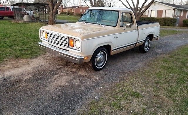 1978 D 100 SHORT BED ALL ORIGINAL W/ WORKING AIR ! 1978 Dodge Other Pickups