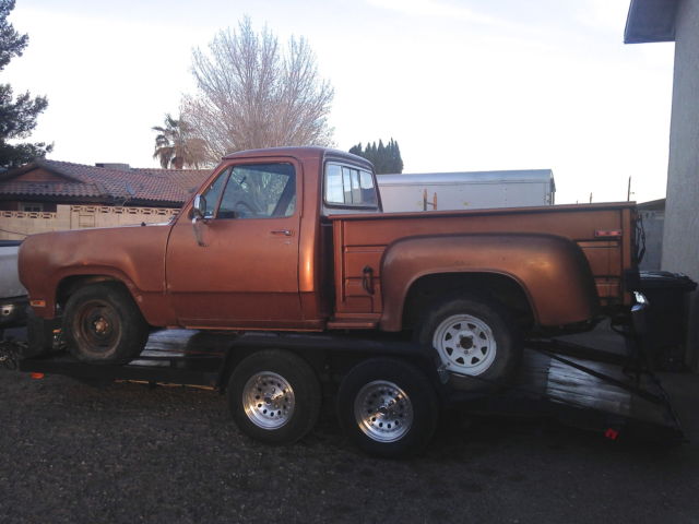1978 DODGE D100 STEP SIDE TRUCK>>SHORTBED>>V8 AUTOMATIC>>NO RUST 1978 Dodge Other Pickups d100