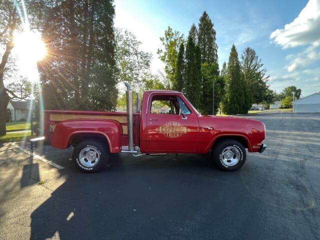 1978 Dodge D150 Little Red Express - photo 4