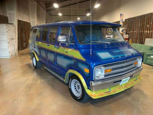 1978 Dodge Ram Van Tradesman conversion van - photo 2