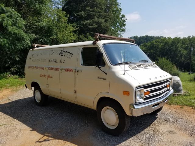 1978 Dodge Tradesman 300 - photo 4