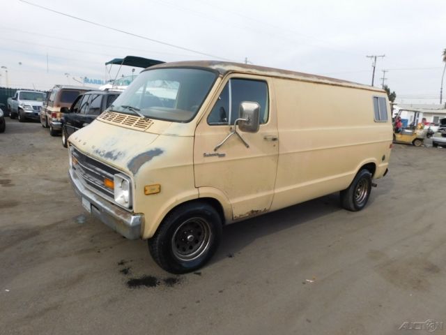 1978 Dodge Tradesman 200 - photo 3