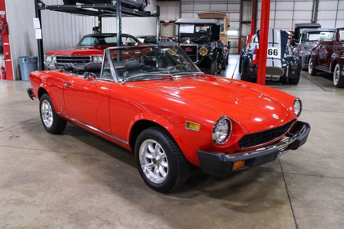1978 Fiat 124 Spider - photo 11
