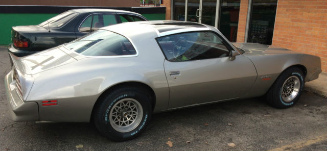 1978 Pontiac Firebird - photo 2