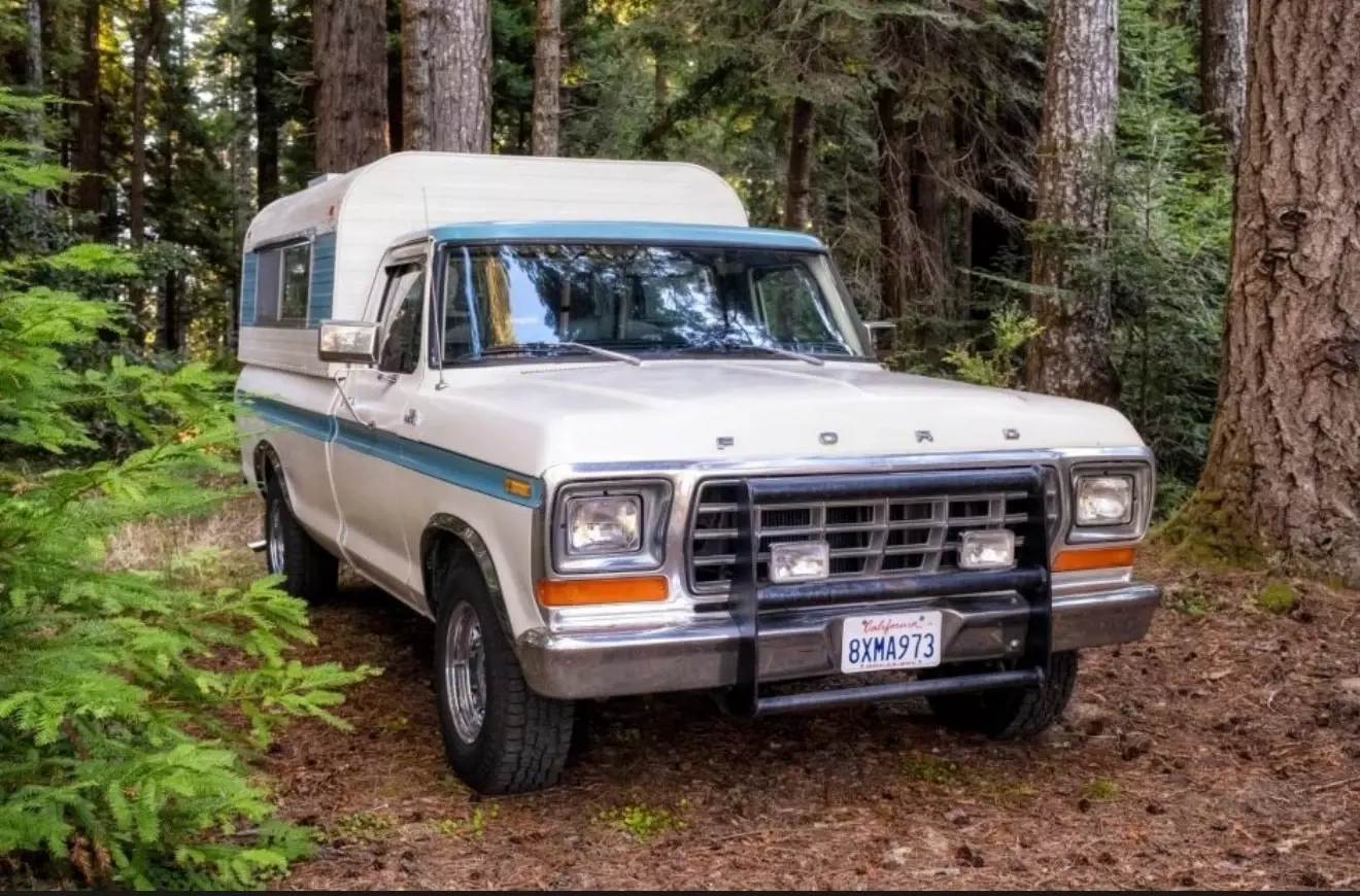1978 Ford F-150 Custom 4-Speed w/ Camper 1978 Ford F-150