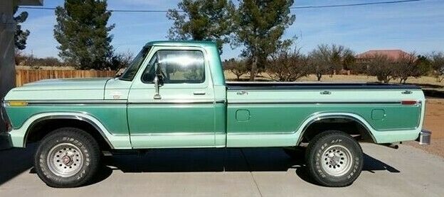 1978 Ford F-150 Ranger XLT 4X4 Green V8 Automatic 1978 Ford F-150 XLT