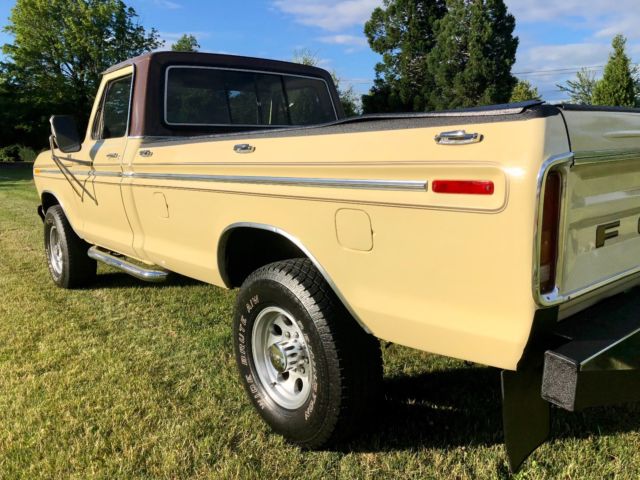 1978 Ford F-250 4X4 XLT 55,000 Original Miles - photo 12
