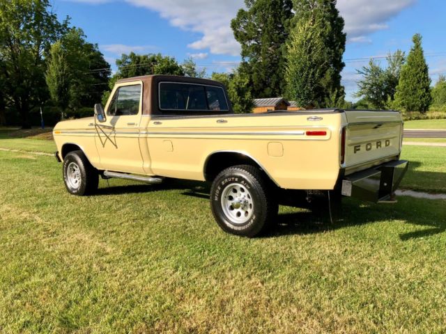 1978 Ford F-250 4X4 XLT 55,000 Original Miles - photo 3