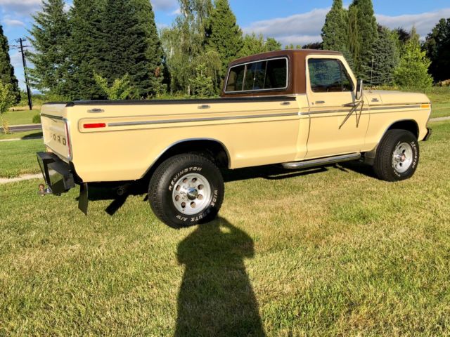 1978 Ford F-250 4X4 XLT 55,000 Original Miles - photo 4