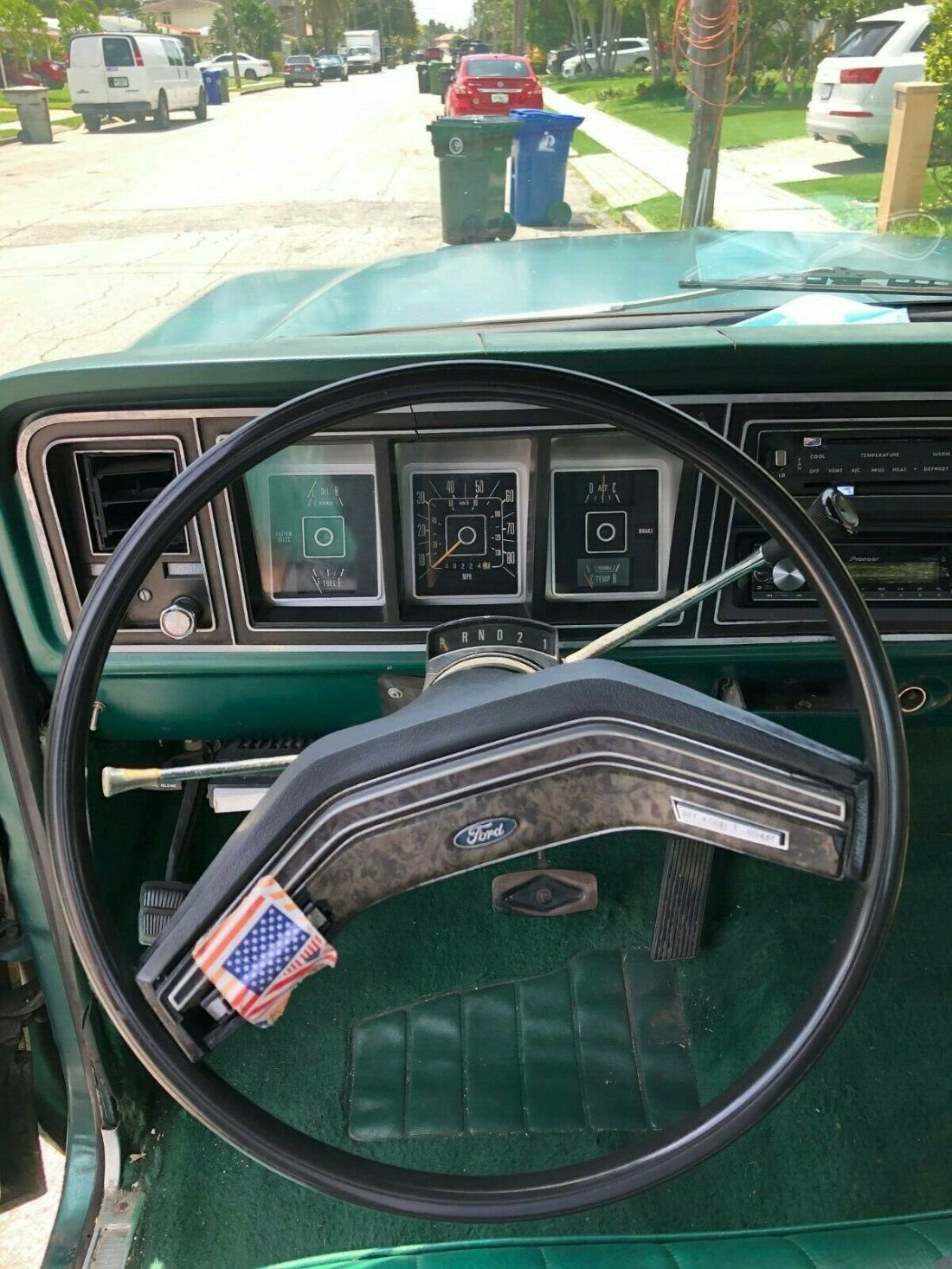 1978 Ford F-250 - photo 2
