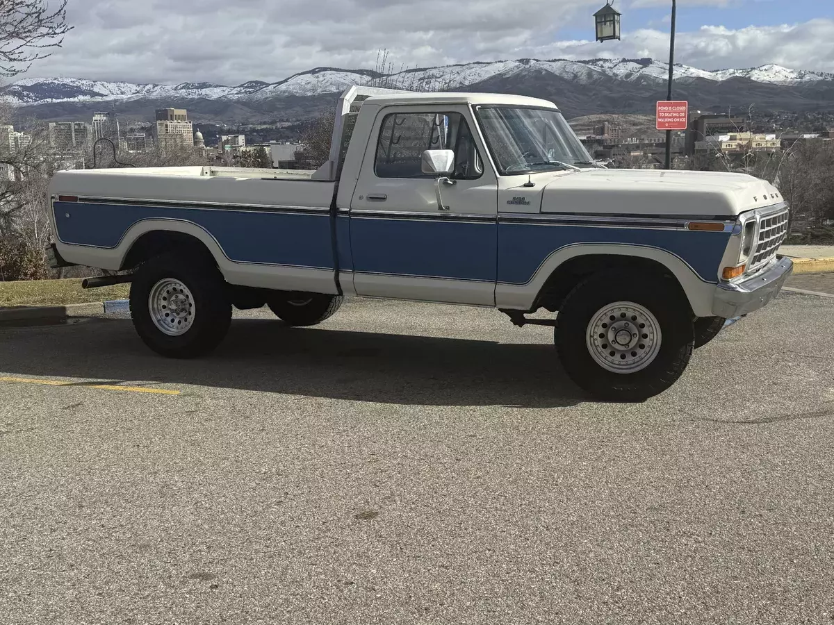1978 FORD F150 4X4 NICEST 20k FORD , Nicest one go drive others than drive this! 1978 Ford F-150
