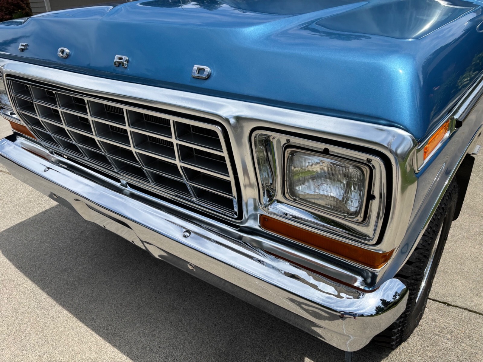 1978 Ford F-150 Custom - photo 2