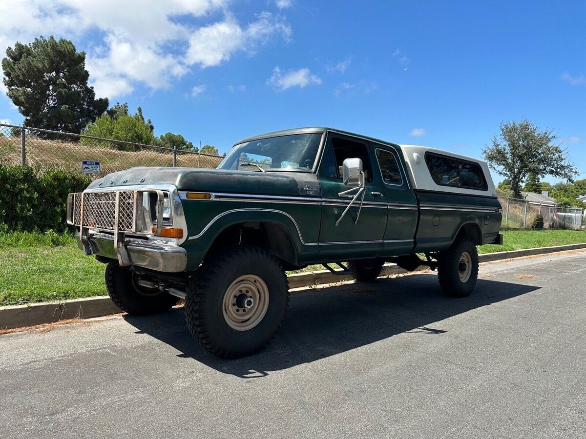 1978 Ford F250 Pickup Green 4WD Automatic lariat 1978 Ford F250 lariat