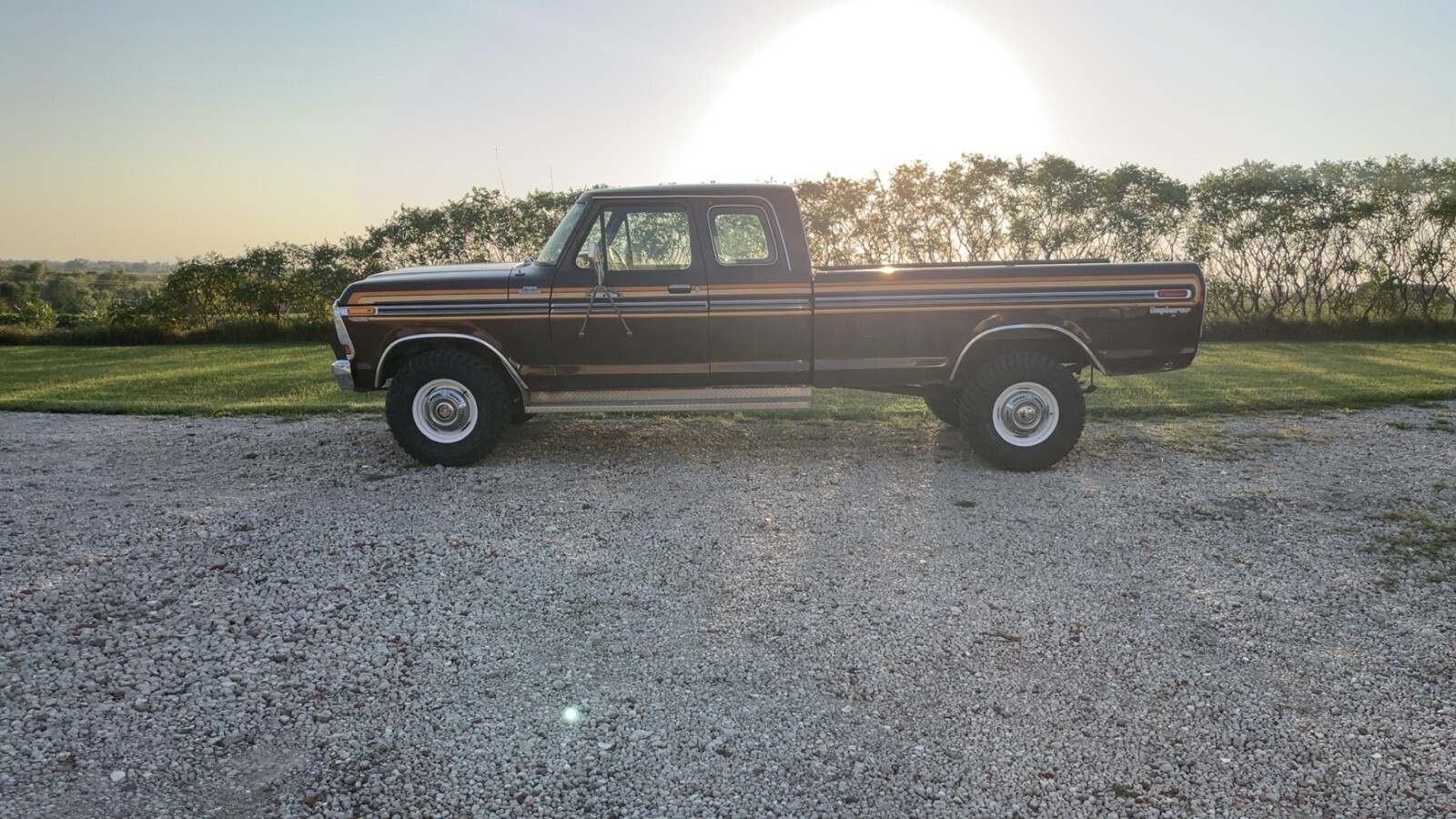 1978 Ford F250 Ranger Explorer Custom Camper Supercab - photo 3