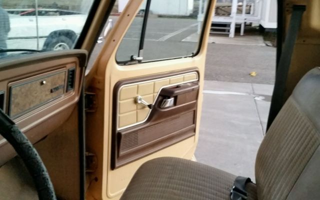 1978 Ford F-350 camper special - photo 12