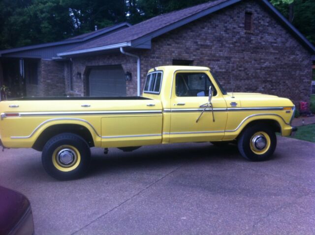 1978 Ford F-350 camper special - photo 2