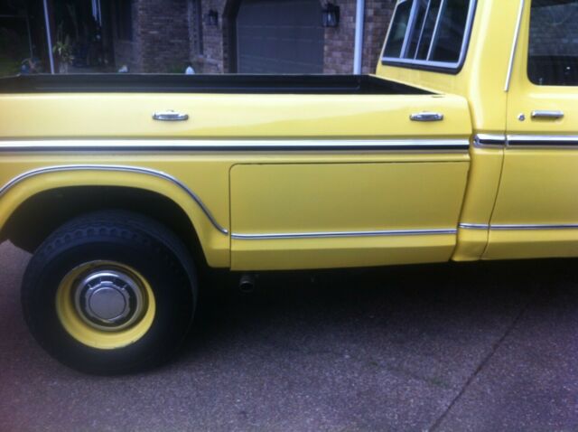 1978 Ford F-350 camper special - photo 3