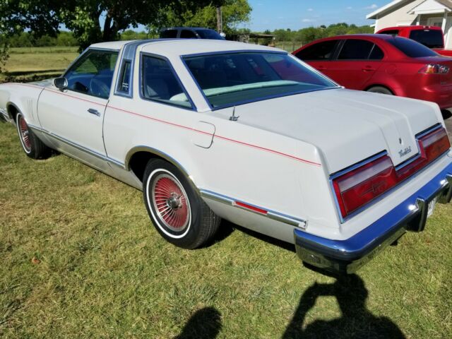 1978 Ford Thunderbird Town Landau - photo 2