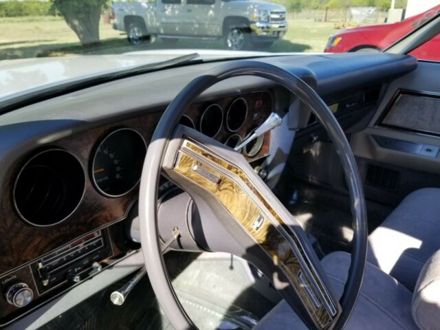 1978 Ford Thunderbird Town Landau - photo 7