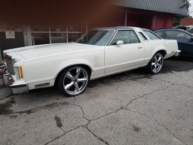 1978 Ford Thunderbird COUPE