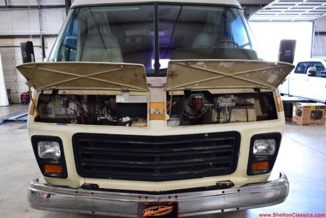 1978 GMC Motorhome - photo 11